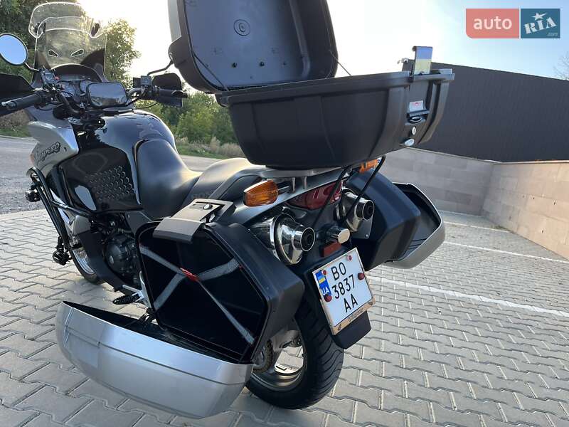 Мотоцикл Позашляховий (Enduro) Honda XL 1000V Varadero 2003 в Тернополі