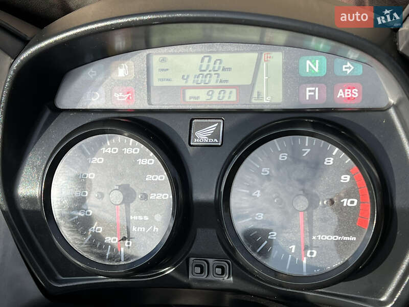 Мотоцикл Позашляховий (Enduro) Honda XL 1000V Varadero 2004 в Буську