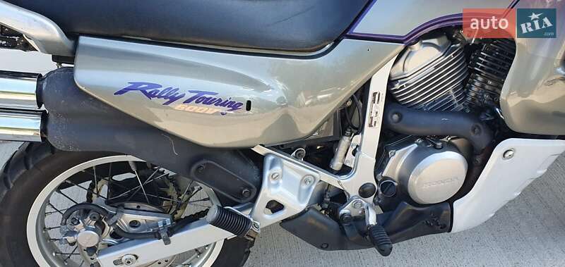 Мотоцикл Внедорожный (Enduro) Honda XL 600V Transalp 1998 в Чернигове