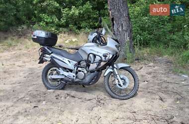Мотоцикл Туризм Honda XL 650V Transalp 2005 в 