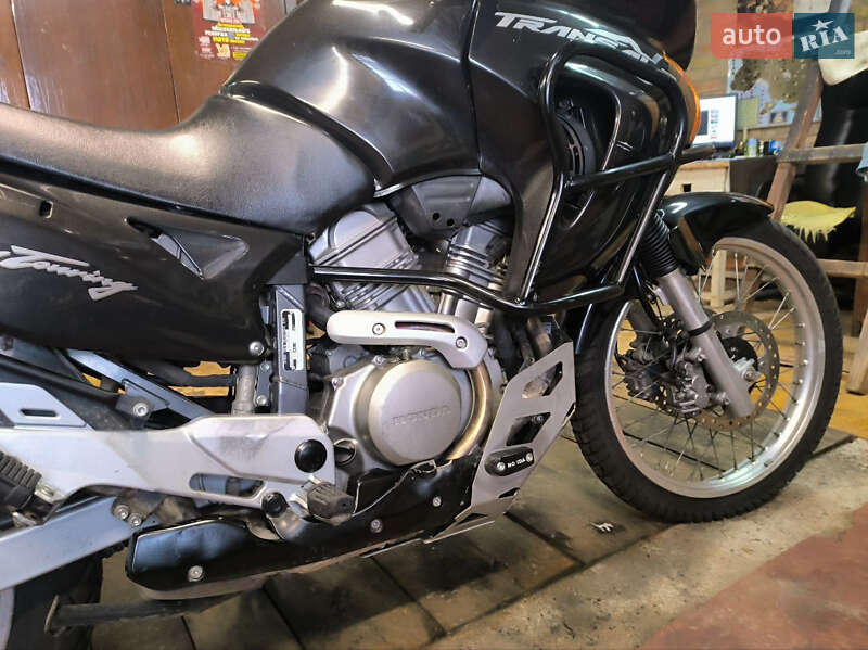 Мотоцикл Многоцелевой (All-round) Honda XL 650V Transalp 2001 в Вышгороде