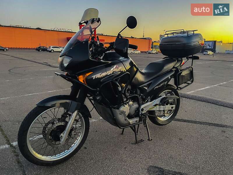 Мотоцикл Многоцелевой (All-round) Honda XL 650V Transalp 2000 в 