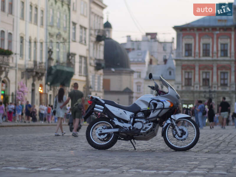Мотоцикл Позашляховий (Enduro) Honda XL 650V Transalp 2001 в 