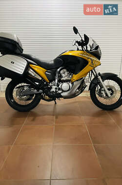 Мотоцикл Внедорожный (Enduro) Honda XL 700V Transalp 2010 в 