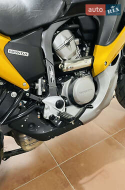 Мотоцикл Внедорожный (Enduro) Honda XL 700V Transalp 2010 в 