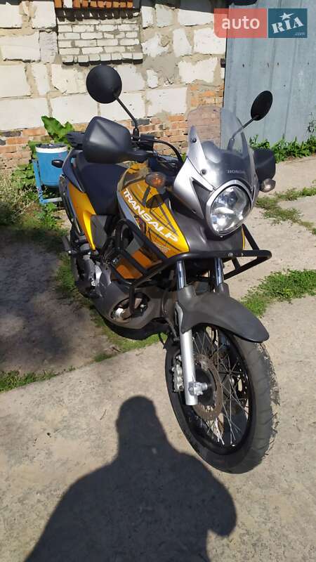 Мотоцикл Туризм Honda XL 700V Transalp 2008 в 