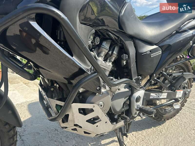 Мотоцикл Спорт-туризм Honda XL 700V Transalp 2011 в Киеве фото 4 Мотоцикл Спорт-туризм Honda XL 700V Transalp 2011 в Киеве