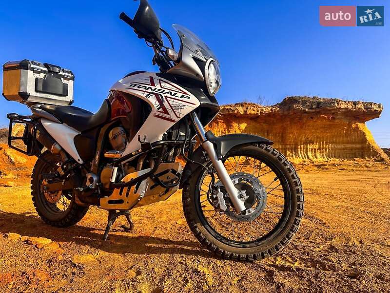 Мотоцикл Позашляховий (Enduro) Honda XL 700V Transalp 2011 в Херсоні