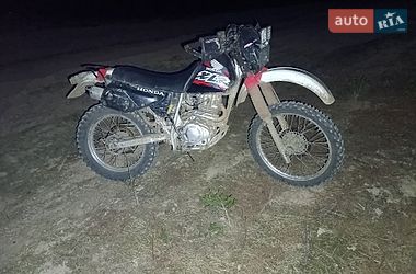 Мотоцикл Багатоцільовий (All-round) Honda XLR 125R 1997 в Міжгір'ї