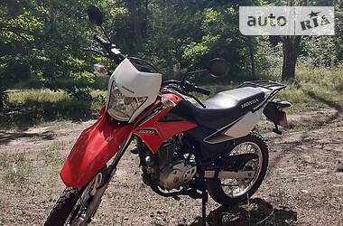 Мотоцикл Внедорожный (Enduro) Honda XR 150L 2014 в Киеве