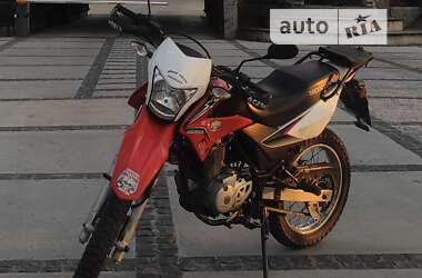 Мотоцикл Багатоцільовий (All-round) Honda XR 150L 2014 в Києві