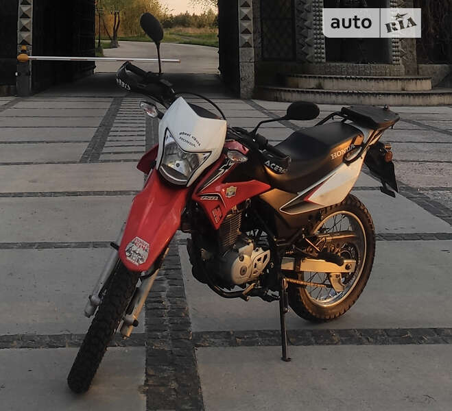 Мотоцикл Многоцелевой (All-round) Honda XR 150L 2014 в Киеве