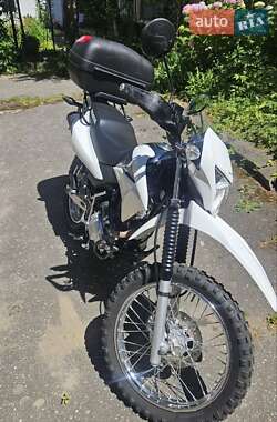 Мотоцикл Внедорожный (Enduro) Honda XR 150L 2014 в 