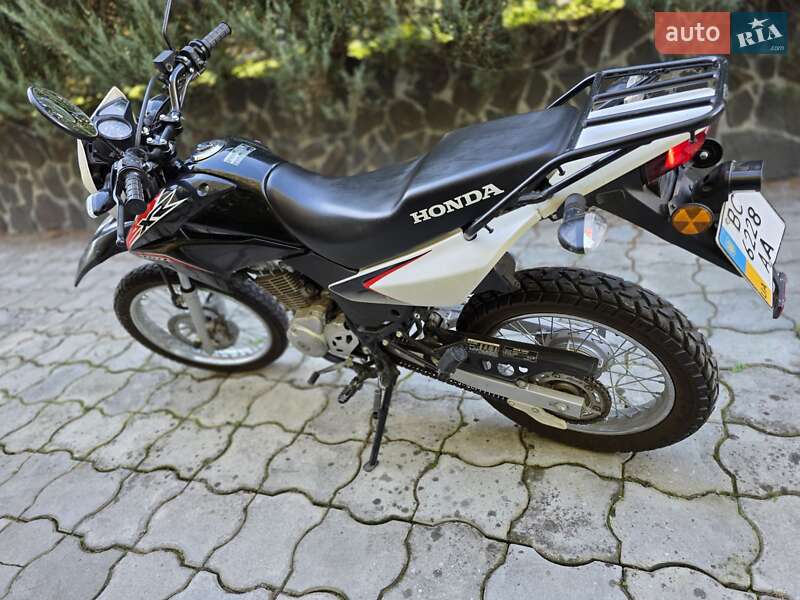 Мотоцикл Позашляховий (Enduro) Honda XR 150L 2014 в Львові