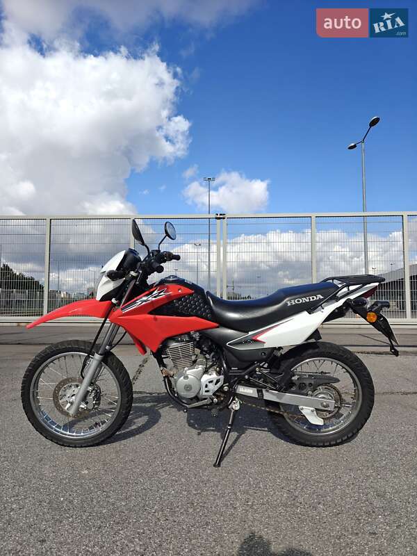 Мотоцикл Позашляховий (Enduro) Honda XR 150L 2015 в Львові фото 3 Мотоцикл Позашляховий (Enduro) Honda XR 150L 2015 в Львові