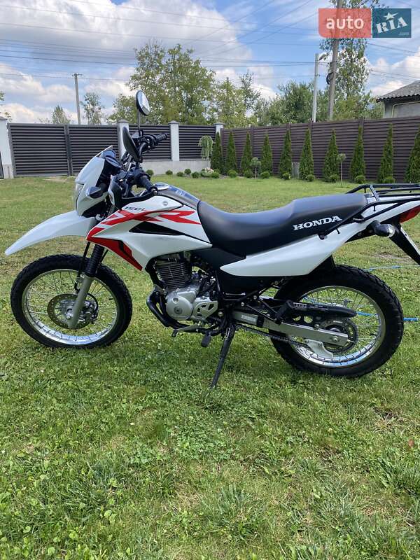 Мотоцикл Багатоцільовий (All-round) Honda XR 150L 2024 в Жовкві фото 6 Мотоцикл Багатоцільовий (All-round) Honda XR 150L 2024 в Жовкві