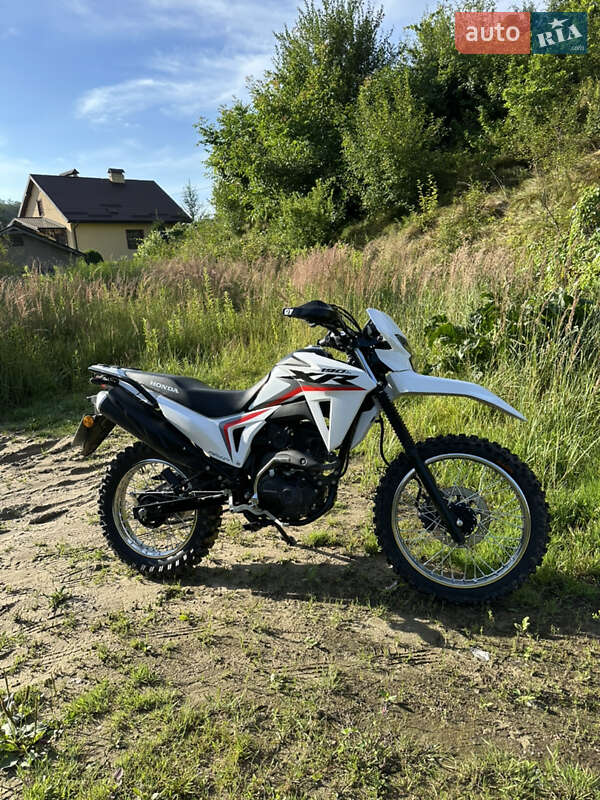 Мотоцикл Кросс Honda XR 190 L 2025 в Львове