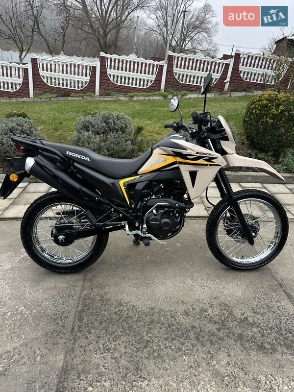 Мотоцикл Кросс Honda XR 190 L 2025 в Хмельницком фото Мотоцикл Кросс Honda XR 190 L 2025 в Хмельницком