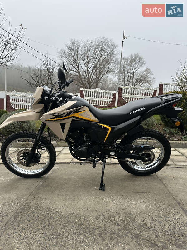 Мотоцикл Кросс Honda XR 190 L 2025 в Хмельницком фото 5 Мотоцикл Кросс Honda XR 190 L 2025 в Хмельницком