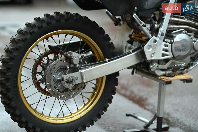 Мотоцикл Позашляховий (Enduro) Honda XR 250 Tornado 2006 в Києві