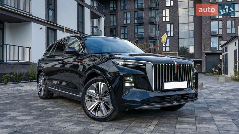Hongqi E-HS9 2022
