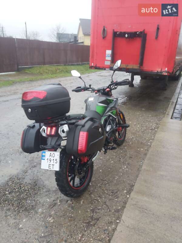 Мотоцикл Туризм Hornet Dakar 2021 в Тячеве