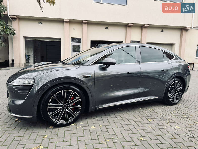 Внедорожник / Кроссовер Huawei Luxeed R7 2025 в Одессе