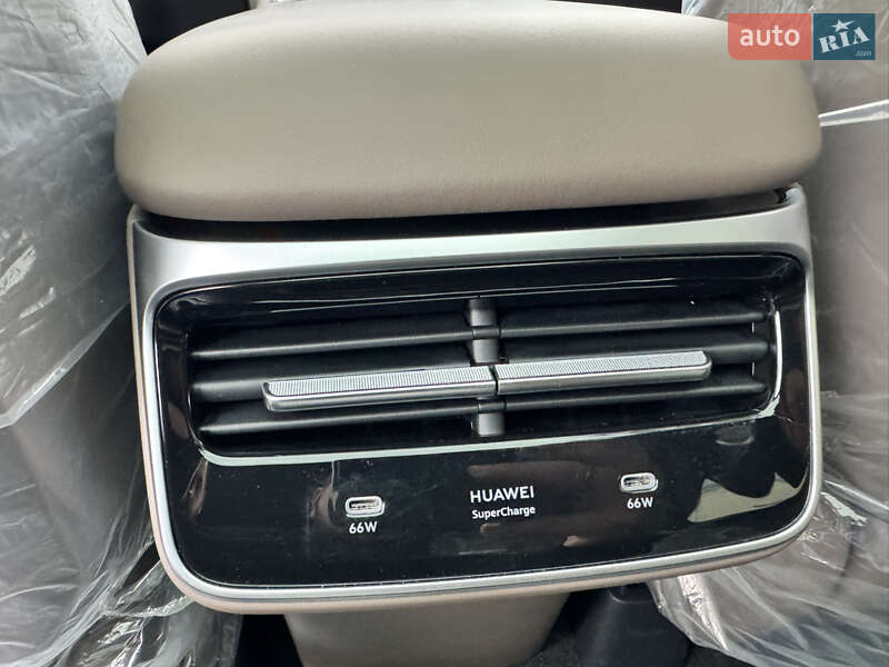 Внедорожник / Кроссовер Huawei Luxeed R7 2025 в Одессе