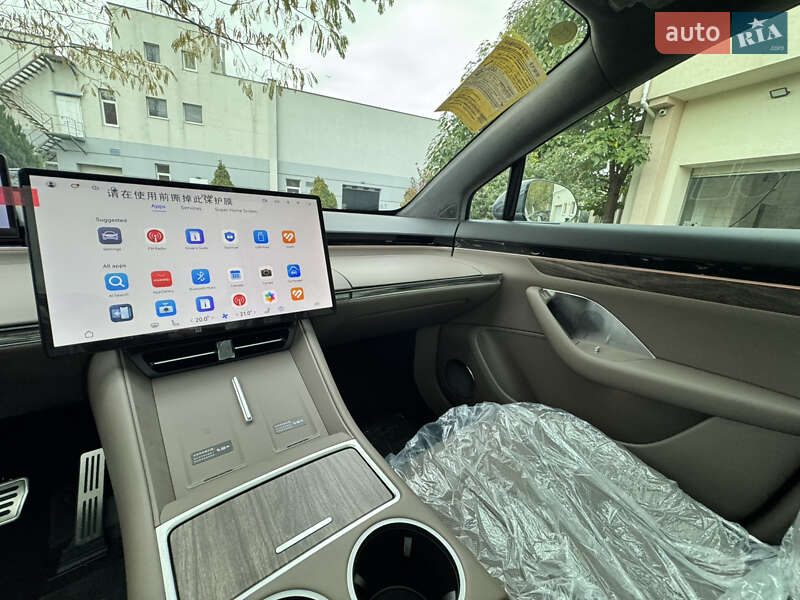 Внедорожник / Кроссовер Huawei Luxeed R7 2025 в Одессе