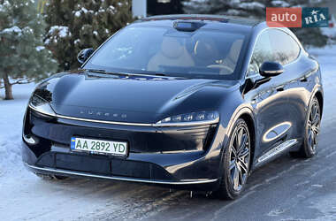 Седан Huawei Luxeed R7 2025 в Киеве