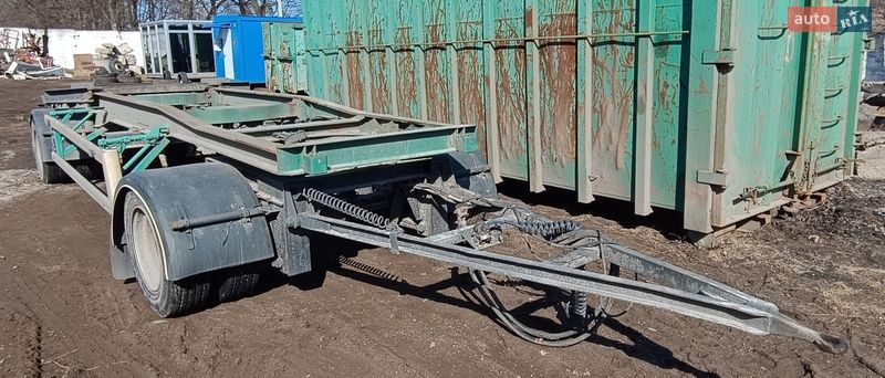 Контейнеровоз Hueffermann HSA 2000 в Ровно