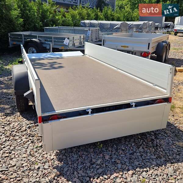 Борт Humbaur HA 2024 в Києві