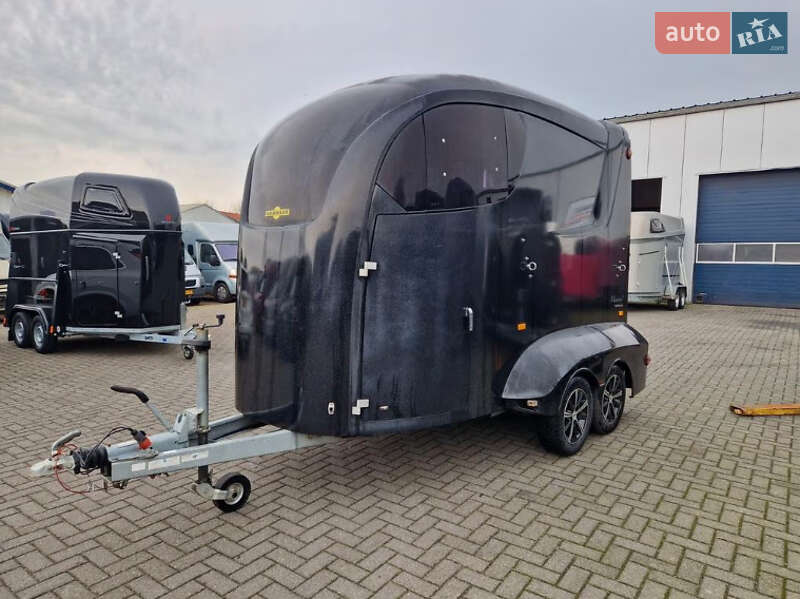 Для перевозки животных - прицеп Humbaur Maximus 2018 в Киеве