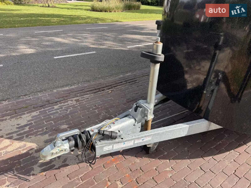 Для перевозки животных - прицеп Humbaur Maximus 2021 в Киеве