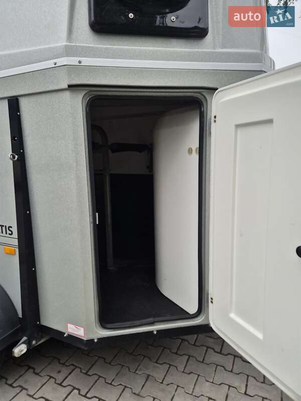 Для перевозки животных - прицеп Humbaur Maximus 2008 в Киеве фото 11 Для перевозки животных - прицеп Humbaur Maximus 2008 в Киеве