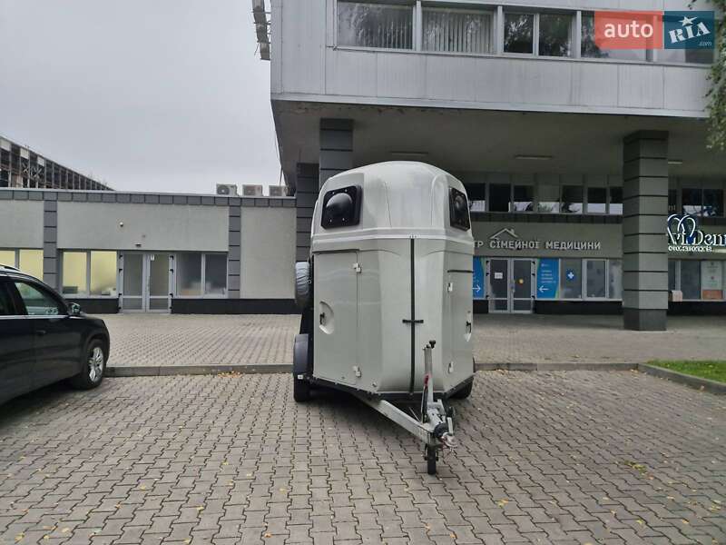 Для перевозки животных - прицеп Humbaur Maximus 2008 в Киеве фото 3 Для перевозки животных - прицеп Humbaur Maximus 2008 в Киеве