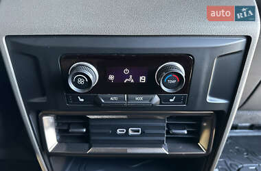 Внедорожник / Кроссовер Hummer EV SUV 2024 в 