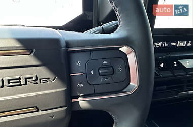 Внедорожник / Кроссовер Hummer EV SUV 2024 в 