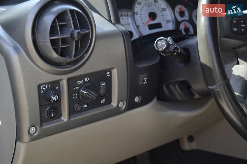 Лімузин Hummer H2 2004 в Києві фото 8 Лімузин Hummer H2 2004 в Києві