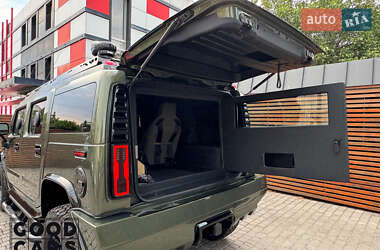 Внедорожник / Кроссовер Hummer H2 2003 в 