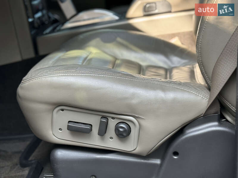 Внедорожник / Кроссовер Hummer H2 2003 в Тернополе фото 32 Внедорожник / Кроссовер Hummer H2 2003 в Тернополе