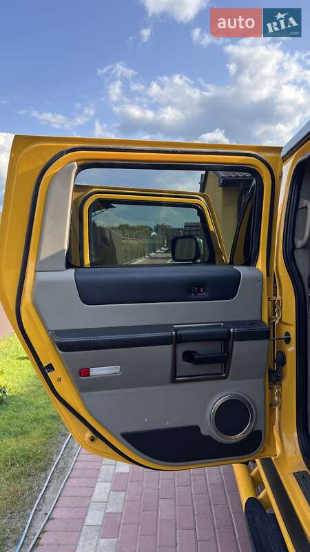 Внедорожник / Кроссовер Hummer H2 2003 в Андрушевке фото 15 Внедорожник / Кроссовер Hummer H2 2003 в Андрушевке