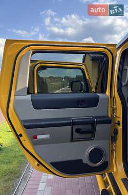 Внедорожник / Кроссовер Hummer H2 2003 в 