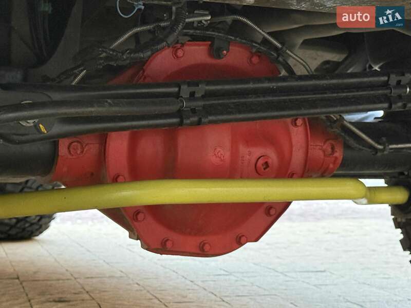 Внедорожник / Кроссовер Hummer H2 2002 в Львове фото 27 Внедорожник / Кроссовер Hummer H2 2002 в Львове