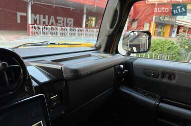 Позашляховик / Кросовер Hummer H2 2002 в 