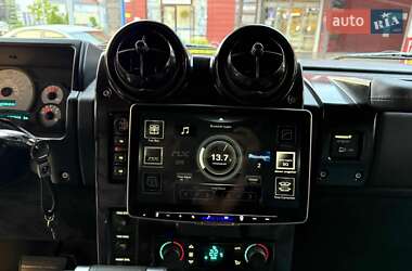 Позашляховик / Кросовер Hummer H2 2002 в 