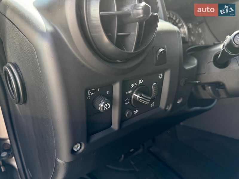 Внедорожник / Кроссовер Hummer H2 2005 в Киеве фото 22 Внедорожник / Кроссовер Hummer H2 2005 в Киеве