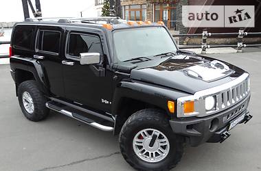 Внедорожник / Кроссовер Hummer H3 2007 в 