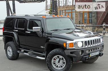 Внедорожник / Кроссовер Hummer H3 2007 в 
