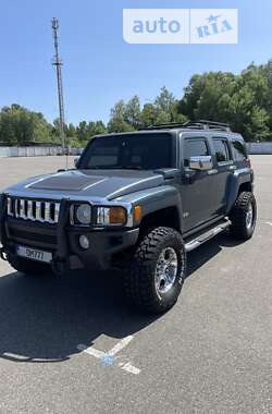 Позашляховик / Кросовер Hummer H3 2005 в 